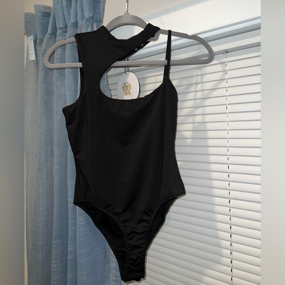 Princess Polly Tops - Princess Polly Bodysuit Asymmetrical NWT